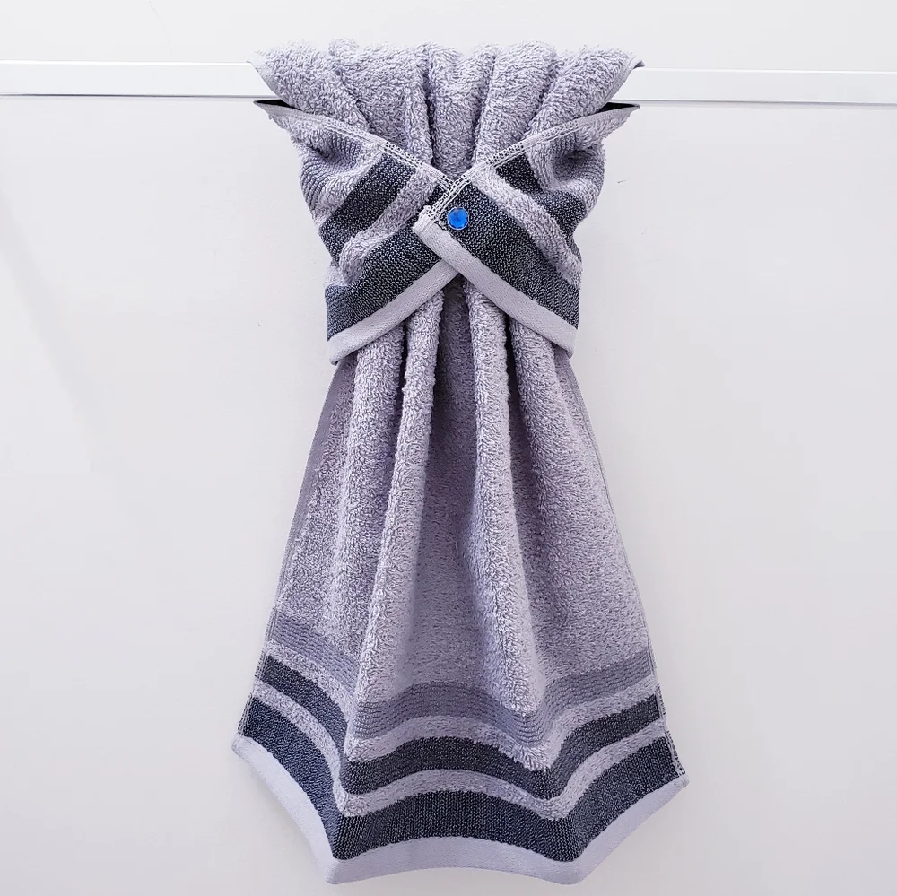 💙3 LEFT💙#0970-C ●NEW Gray Hang'N'Snap Hand Towel 🤍BLUE JEWEL SNAP